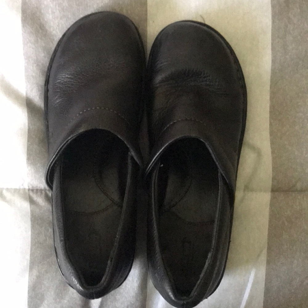 Born black mules size 9